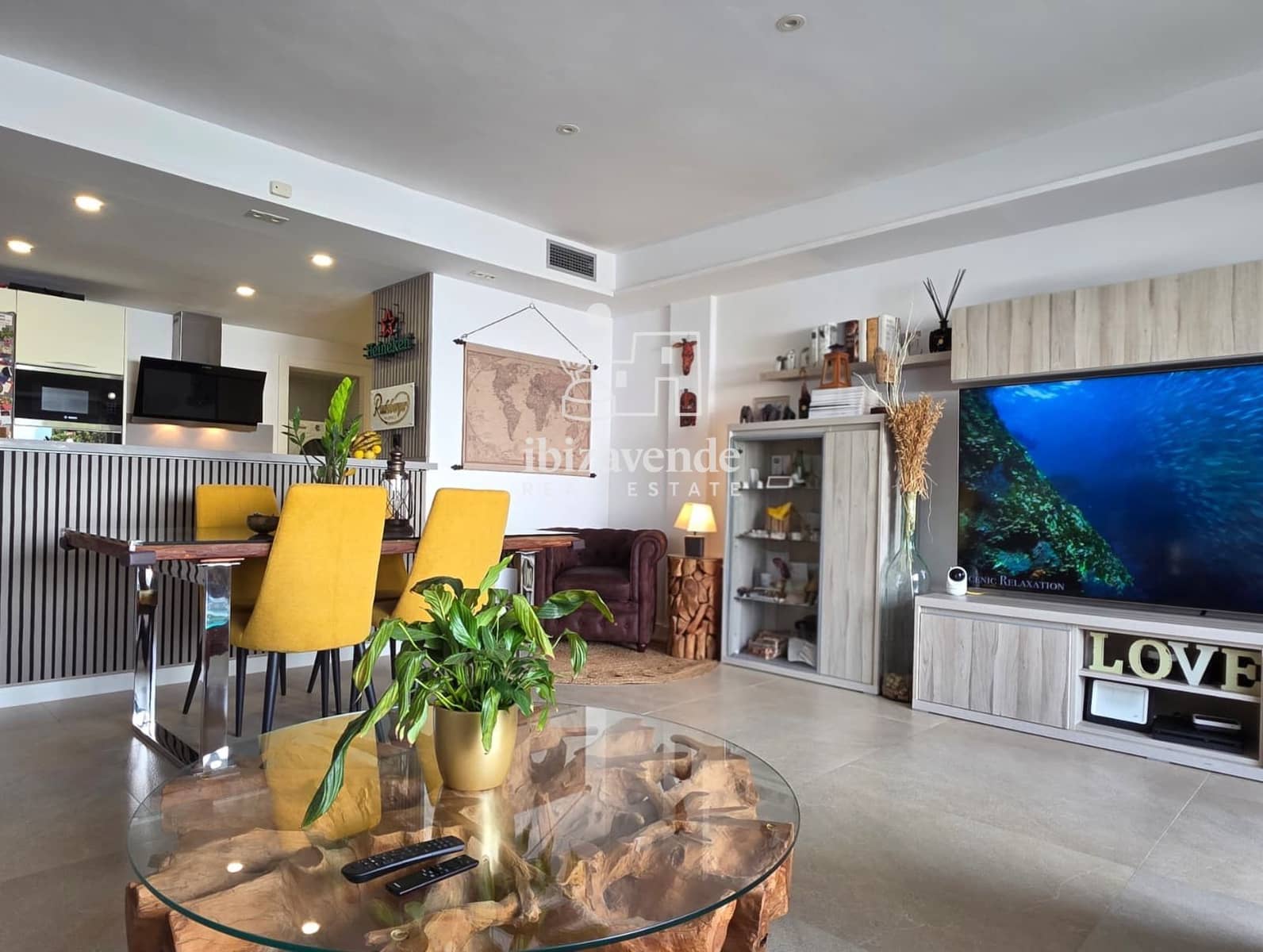 3 slaapkamer Flat te koop in Roca Llisa met zwembad garage - € 870.000 (Ref: 9922920)