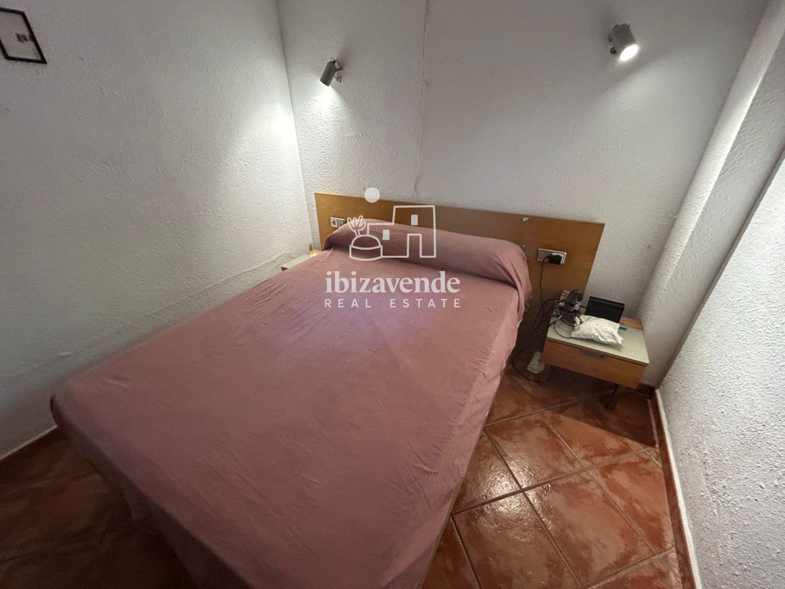 Appartement de 1 chambre à louer à Cala Llonga avec piscine garage - 1 800 € (Ref: 9932150)