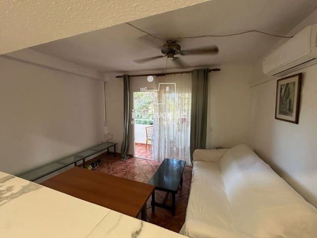 Appartement de 1 chambre à louer à Cala Llonga, Santa Eulalia / Santa Eularia avec piscine garage - 1 800 € (Ref: 9932150)