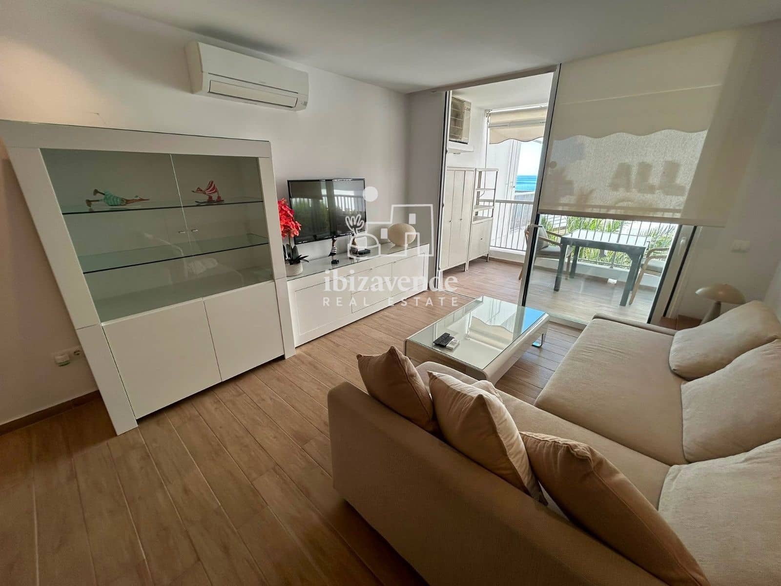 1 quarto Apartamento para arrendar em Ibiza / Eivissa cidade com piscina - 3 500 € (Ref: 9942856)
