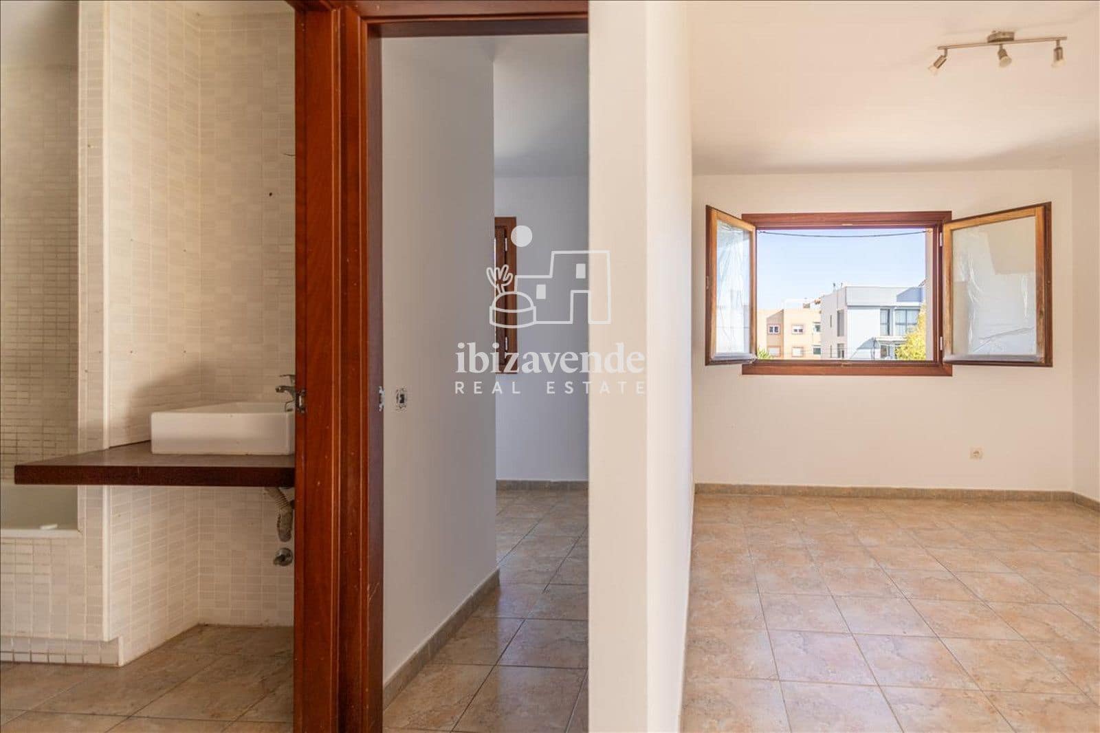 2 bedroom Flat for sale in Ibiza / Eivissa town - € 499,000 (Ref: 9944920)