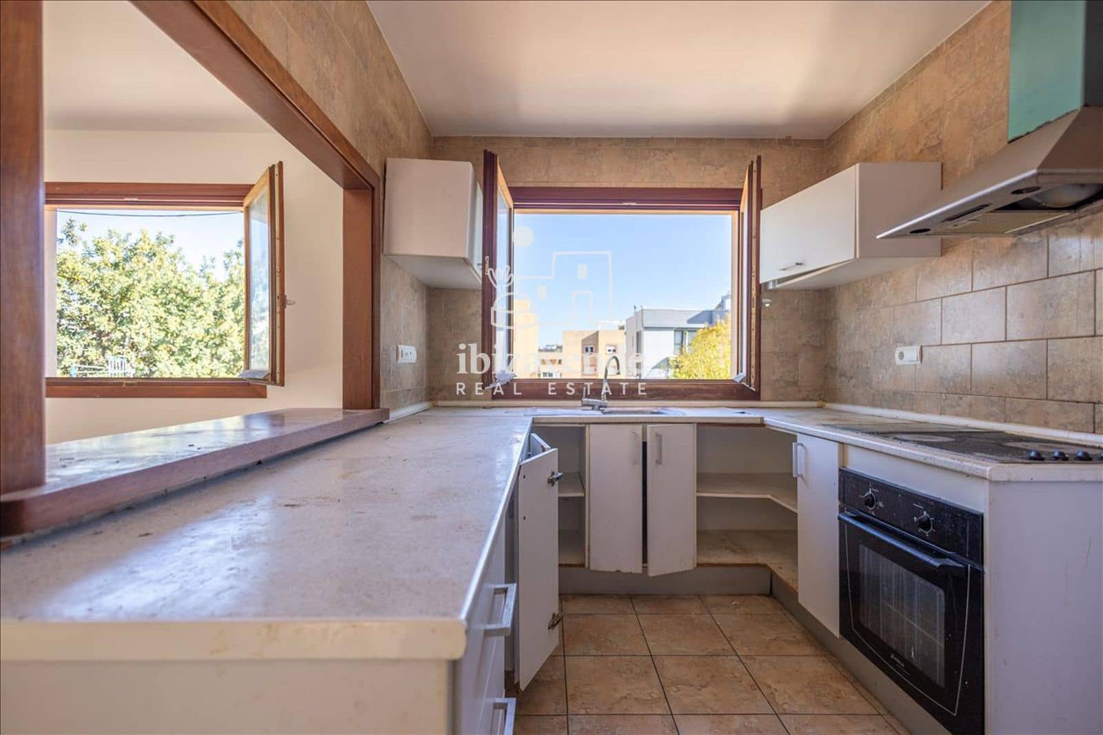 2 bedroom Flat for sale in Ibiza / Eivissa town - € 499,000 (Ref: 9944920)