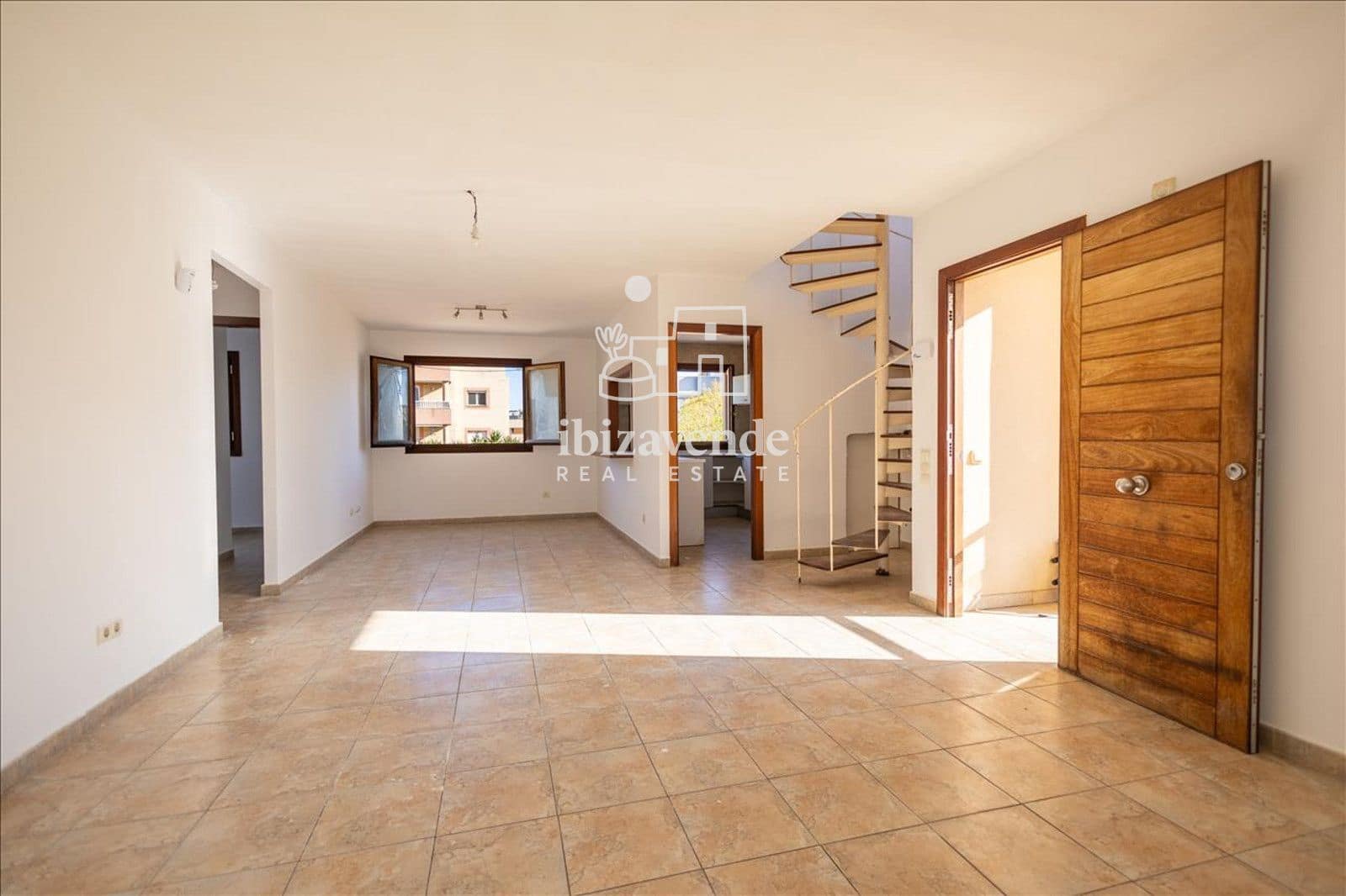 2 bedroom Flat for sale in Ibiza / Eivissa town - € 499,000 (Ref: 9944920)