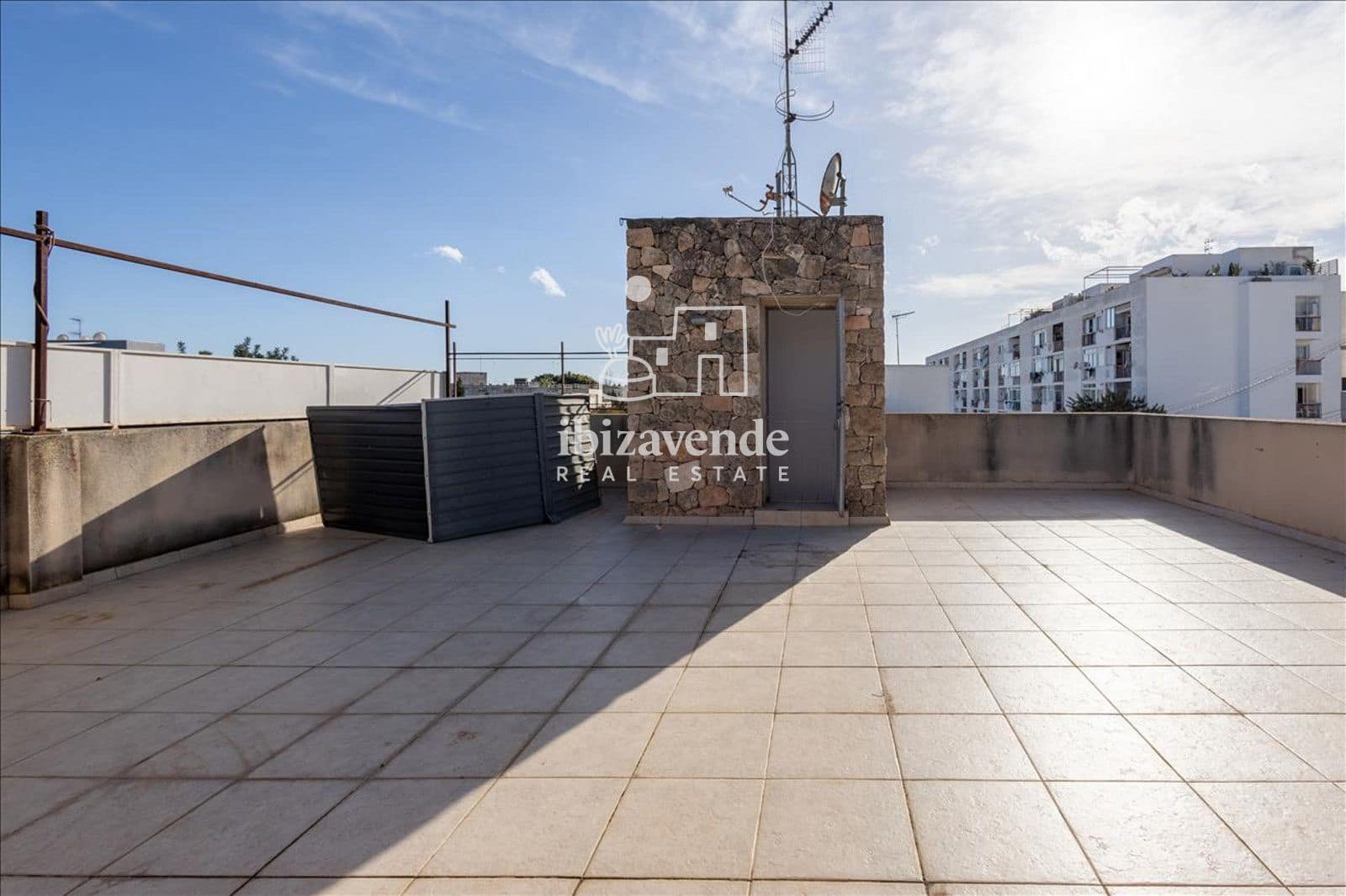 2 bedroom Flat for sale in Ibiza / Eivissa town - € 499,000 (Ref: 9944920)