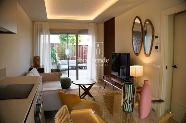 Appartement de 2 chambres à louer à Cala Gracio, Sant Antoni de Portmany avec piscine garage - 1 800 € (Ref: 9948536)