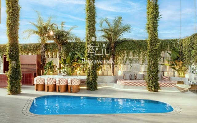Ático de 1 habitación en Ibiza / Eivissa ciudad en venta con piscina garaje - 3.020.909 € (Ref: 9950132)