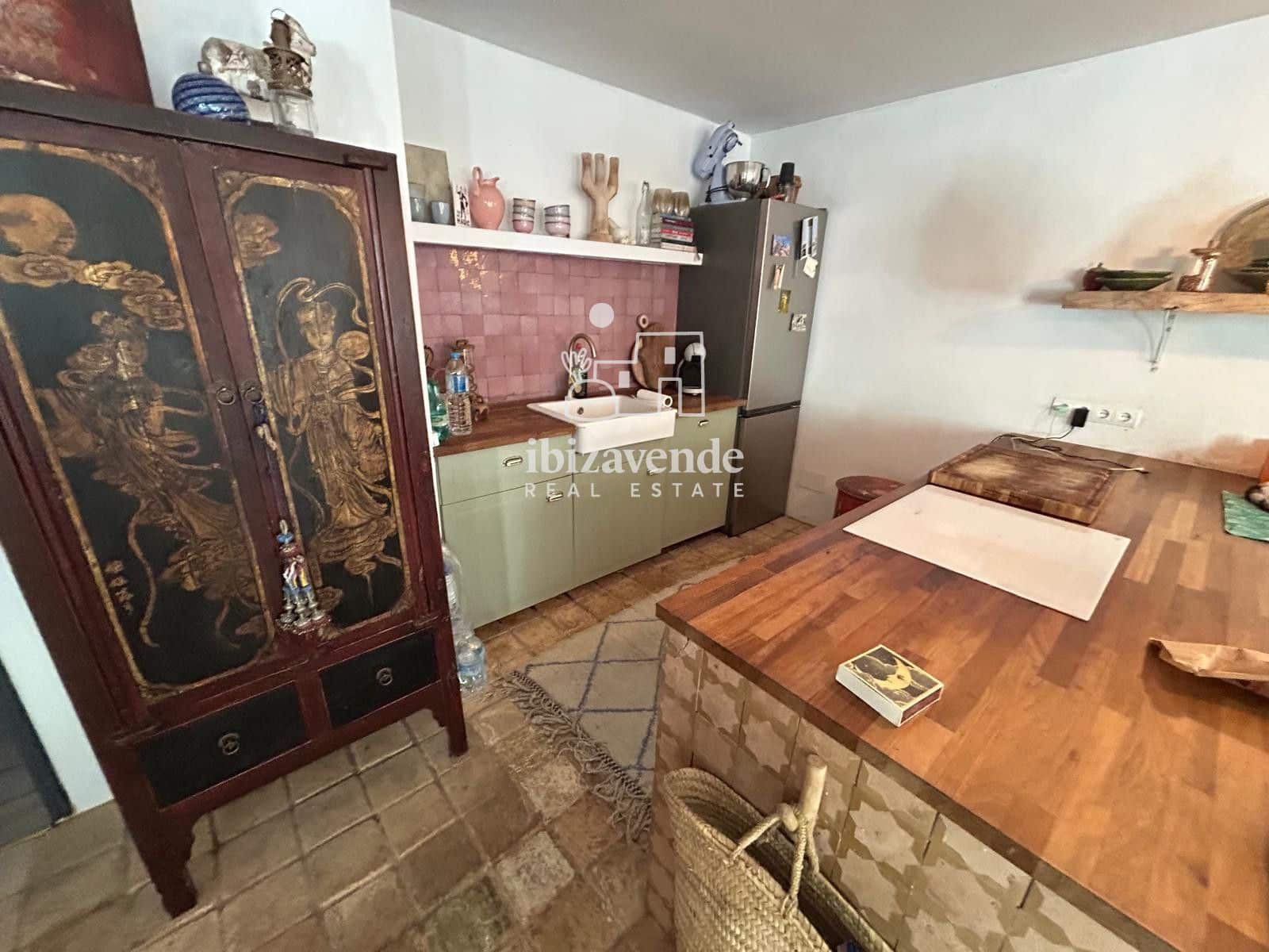 1 sypialnia Willa na sprzedaż w Sant Rafael de Sa Creu z basenem - 1 500 000 € (Ref: 9953051)