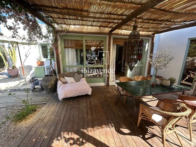 1 sypialnia Willa na sprzedaż w Sant Rafael de Sa Creu, Sant Antoni de Portmany z basenem - 1 500 000 € (Ref: 9953051)