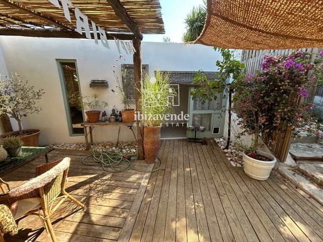 1 sypialnia Willa na sprzedaż w Sant Rafael de Sa Creu, Sant Antoni de Portmany z basenem - 1 500 000 € (Ref: 9953051)