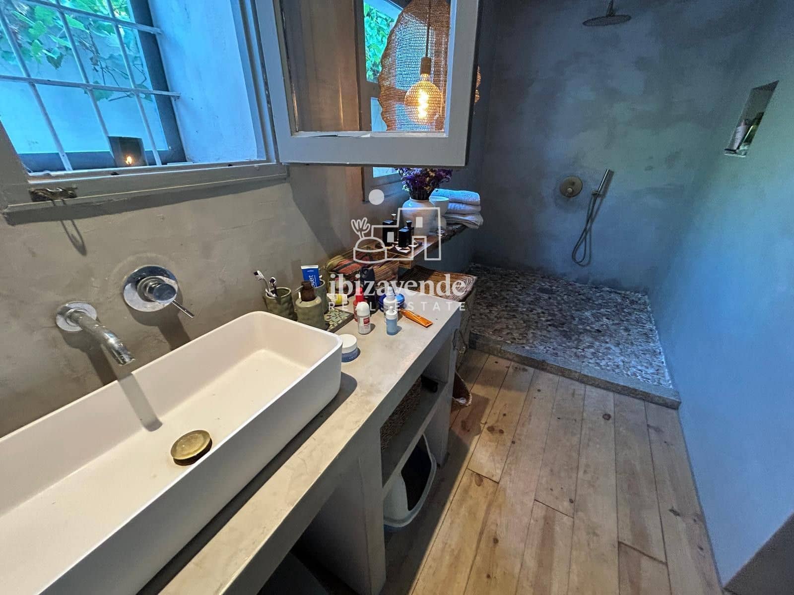 1 sypialnia Willa na sprzedaż w Sant Rafael de Sa Creu z basenem - 1 500 000 € (Ref: 9953051)