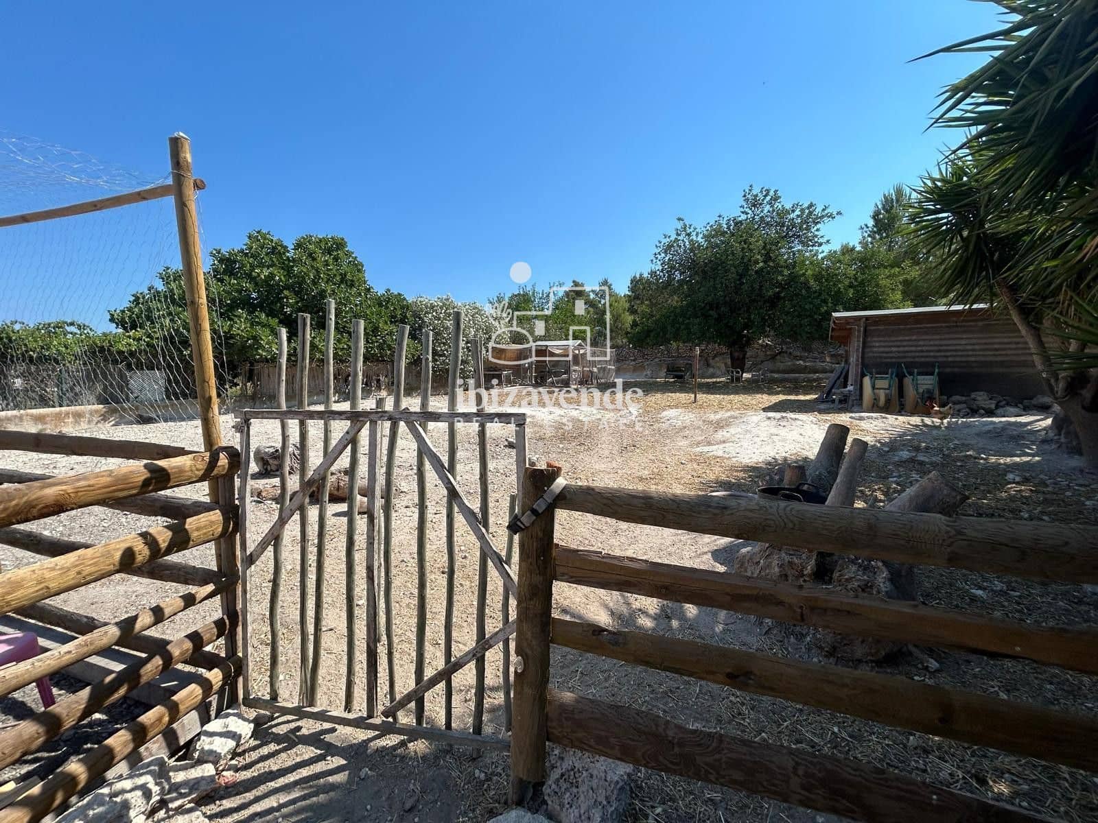 1 sypialnia Willa na sprzedaż w Sant Rafael de Sa Creu z basenem - 1 500 000 € (Ref: 9953051)