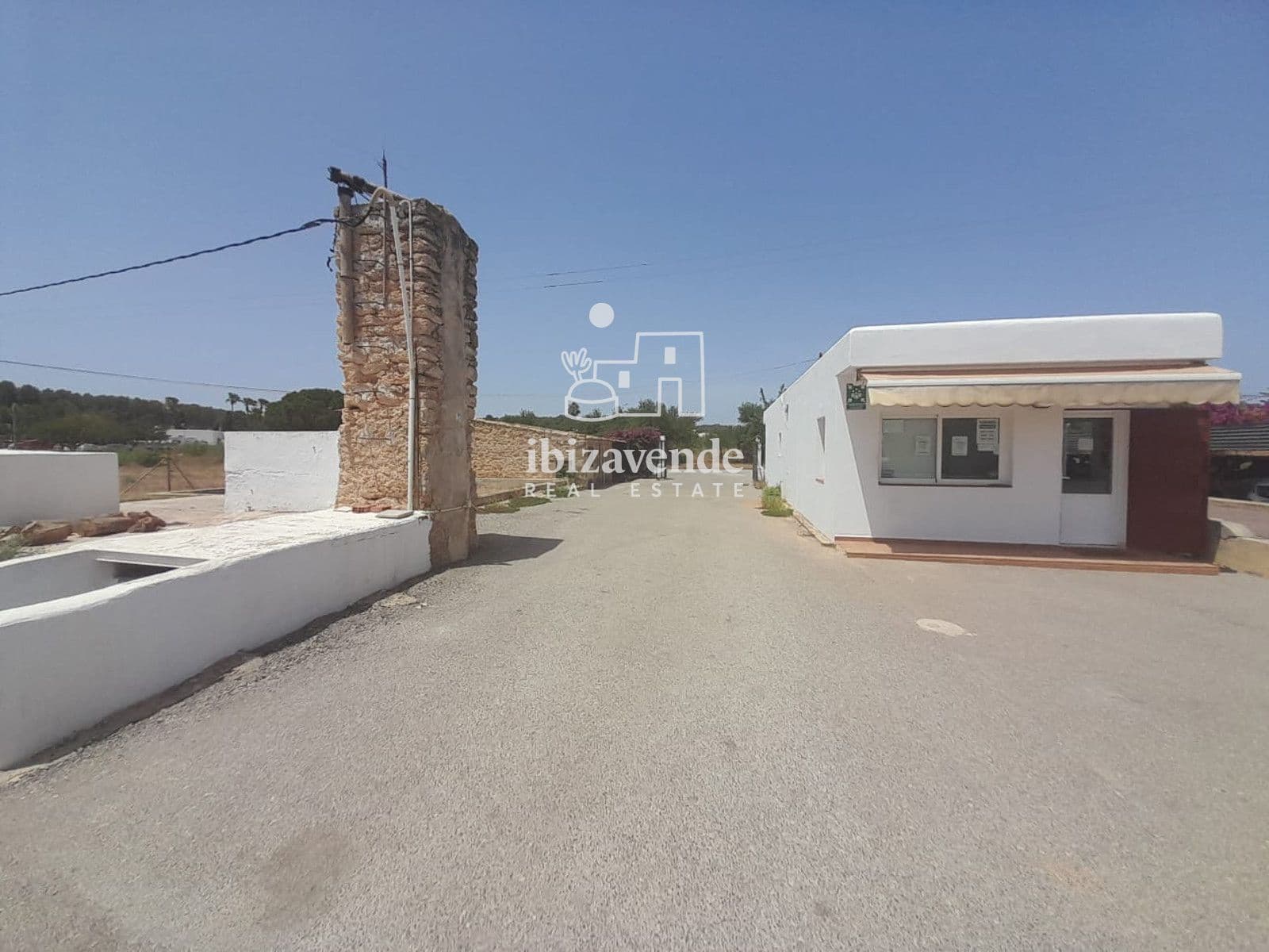 Commercial for rent in Sant Llorenc de Balafia with garage - € 18,000 (Ref: 9961606)