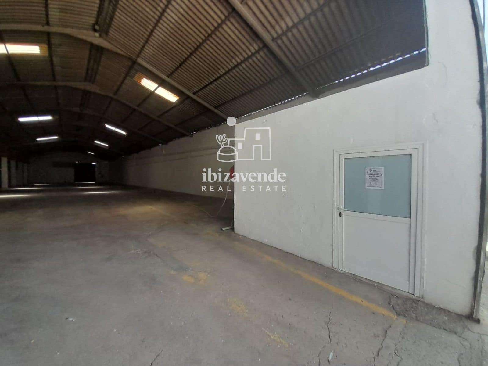 Commercial for rent in Sant Llorenc de Balafia with garage - € 18,000 (Ref: 9961606)