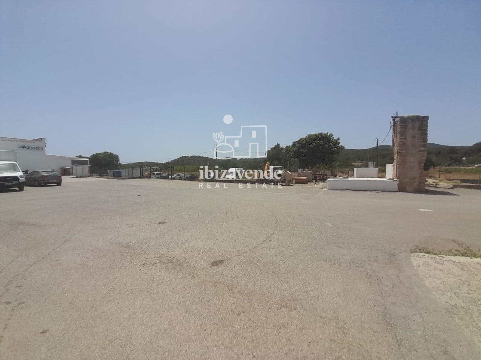 Commercial for rent in Sant Llorenc de Balafia with garage - € 18,000 (Ref: 9961606)