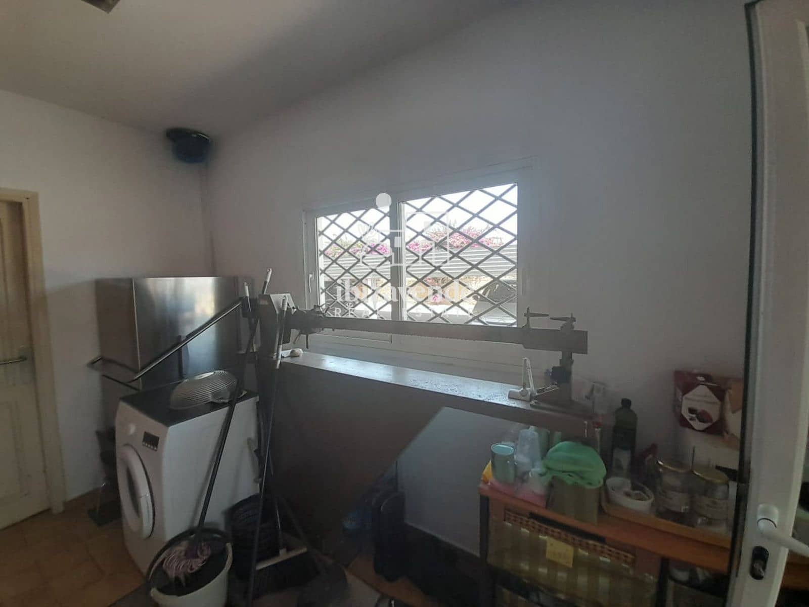 Commercial for rent in Sant Llorenc de Balafia with garage - € 18,000 (Ref: 9961606)