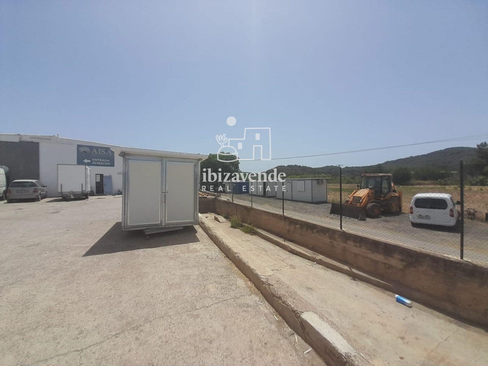 Commercial for rent in Sant Llorenc de Balafia with garage - € 18,000 (Ref: 9961606)