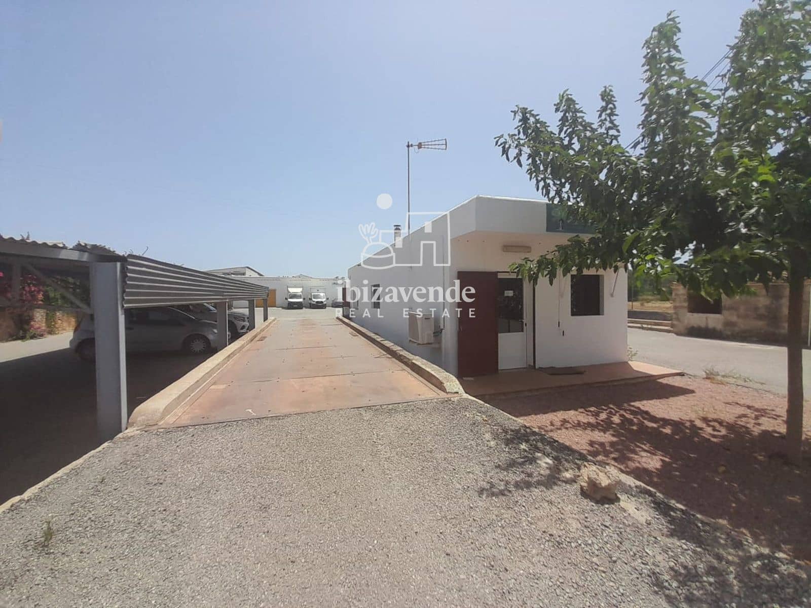 Commercial for rent in Sant Llorenc de Balafia with garage - € 18,000 (Ref: 9961606)