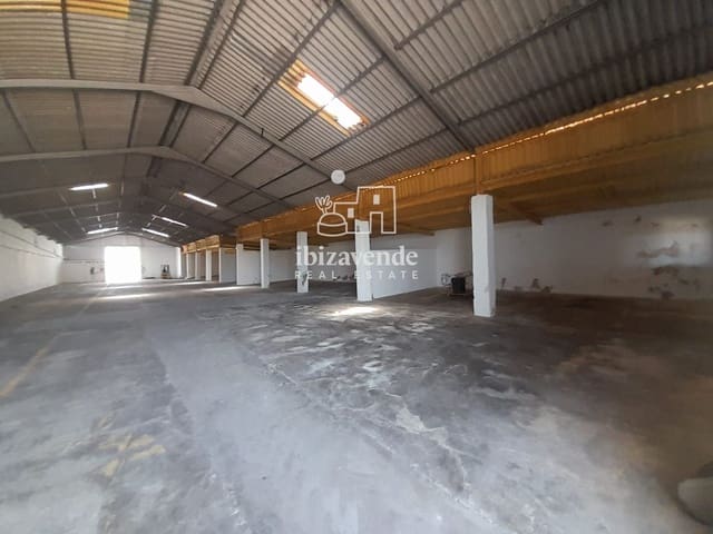 Comercial para arrendar em Sant Llorenç de Balafia, Sant Joan de Labritja com garagem - 18 000 € (Ref: 9961606)
