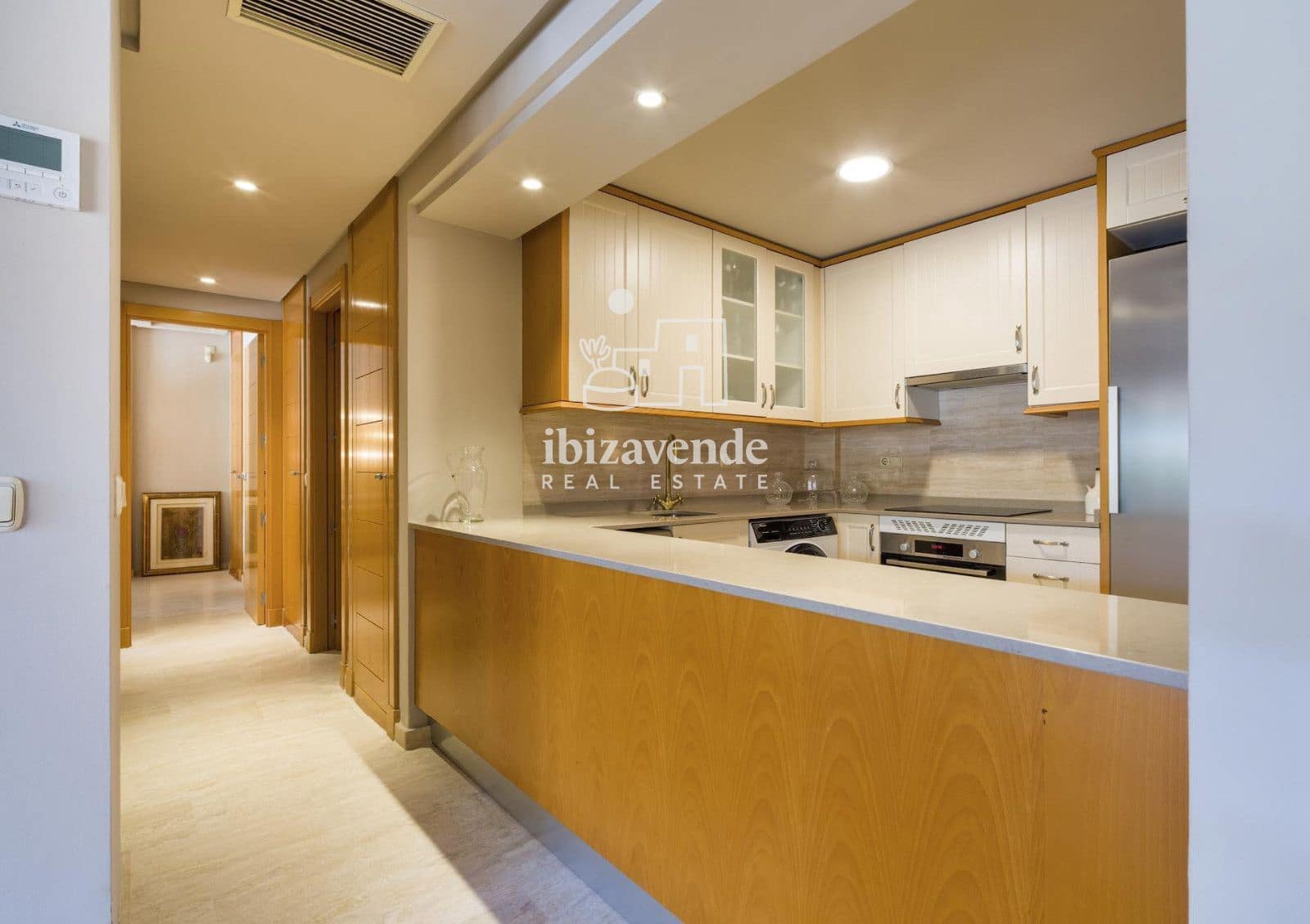 2 quarto Apartamento para arrendar em Roca Llisa com piscina garagem - 2 500 € (Ref: 9975944)