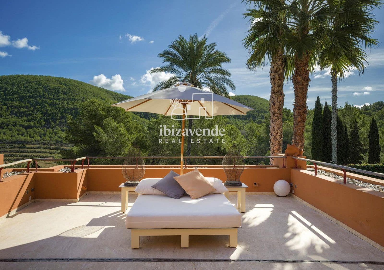 2 quarto Apartamento para arrendar em Roca Llisa com piscina garagem - 2 500 € (Ref: 9975944)