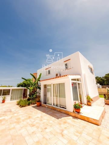 4 soveværelse Villa til salg i San Jose / Sant Josep de Sa Talaia med swimmingpool garage - € 1.995.000 (Ref: 9979120)