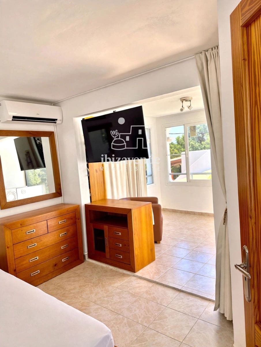 4 soveværelse Villa til salg i San Jose / Sant Josep de Sa Talaia med swimmingpool garage - € 1.995.000 (Ref: 9979120)