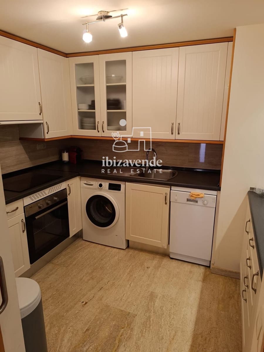 3 sypialnia Mieszkanie na sprzedaż w Roca Llisa z basenem garażem - 795 000 € (Ref: 9985774)