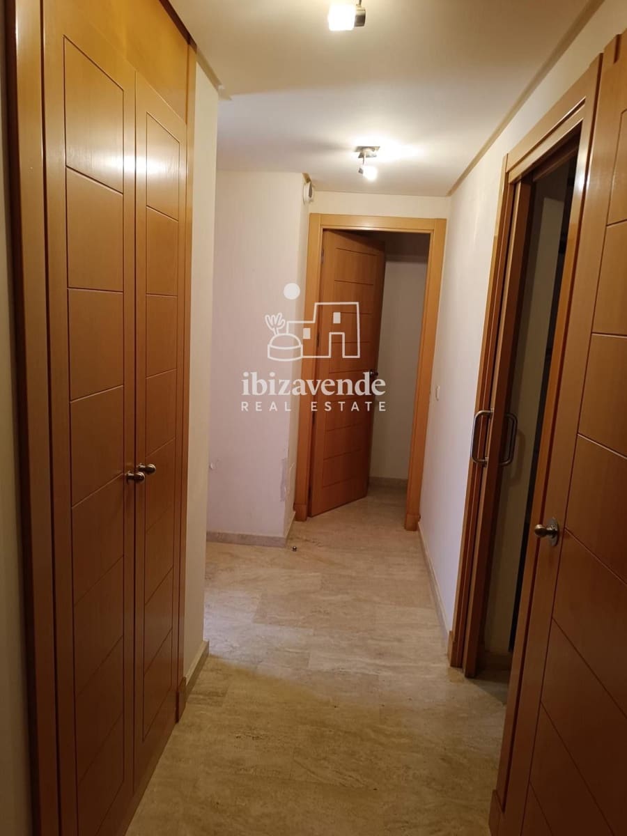 3 sypialnia Mieszkanie na sprzedaż w Roca Llisa z basenem garażem - 795 000 € (Ref: 9985774)
