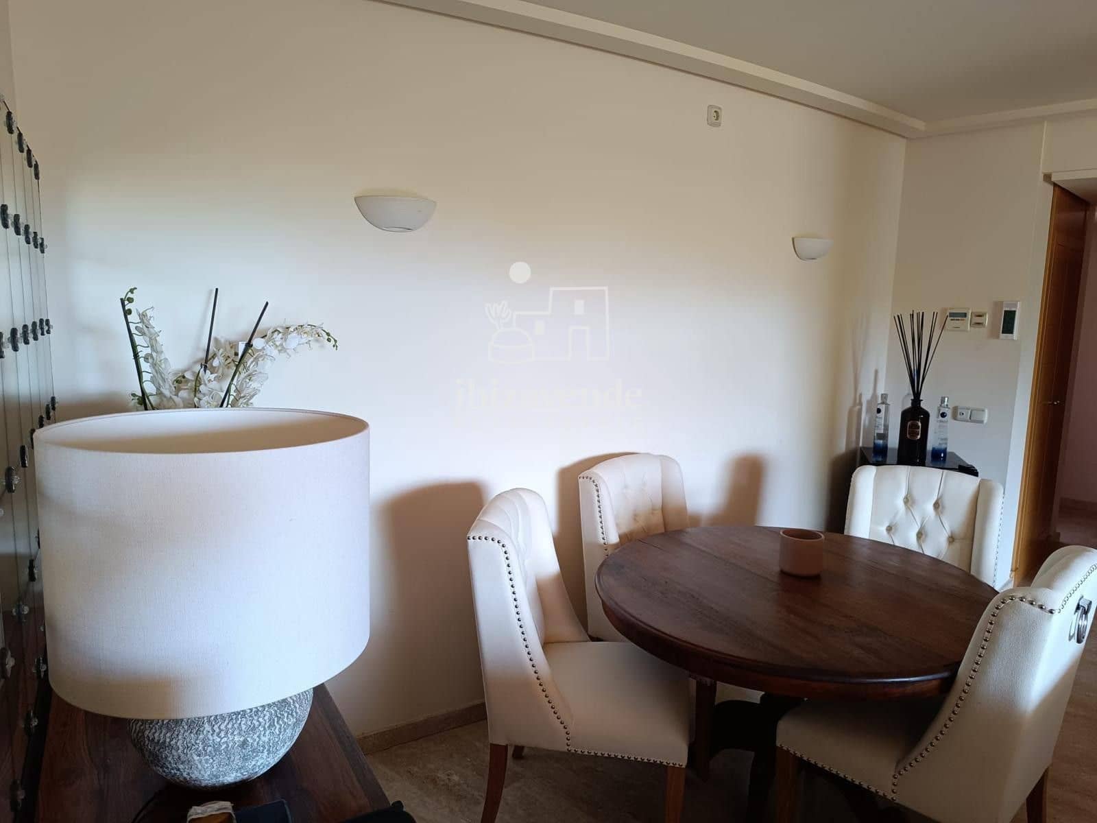 3 sypialnia Mieszkanie na sprzedaż w Roca Llisa z basenem garażem - 795 000 € (Ref: 9985774)
