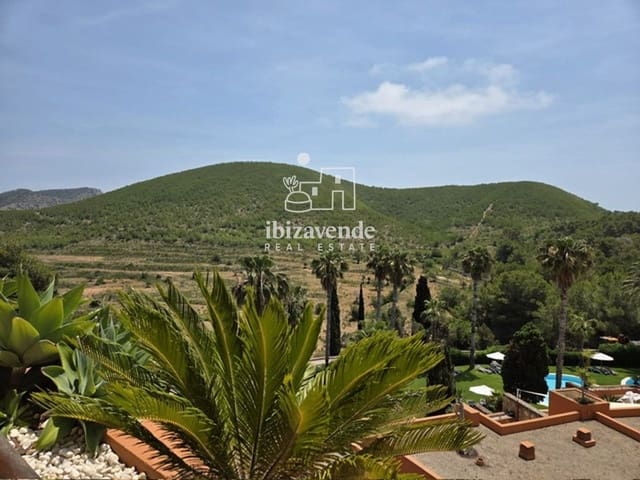 2 soverom Leilighet til salgs i Roca Llisa, Santa Eulalia / Santa Eularia med svømmebasseng garasje - € 960 000 (Ref: 9985775)