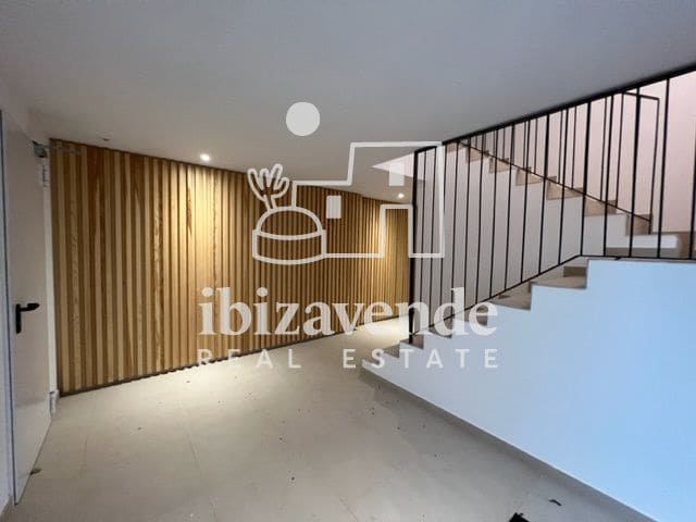3 soveværelse Lejlighed til salg i Ibiza by med swimmingpool garage - € 850.000 (Ref: 9986127)