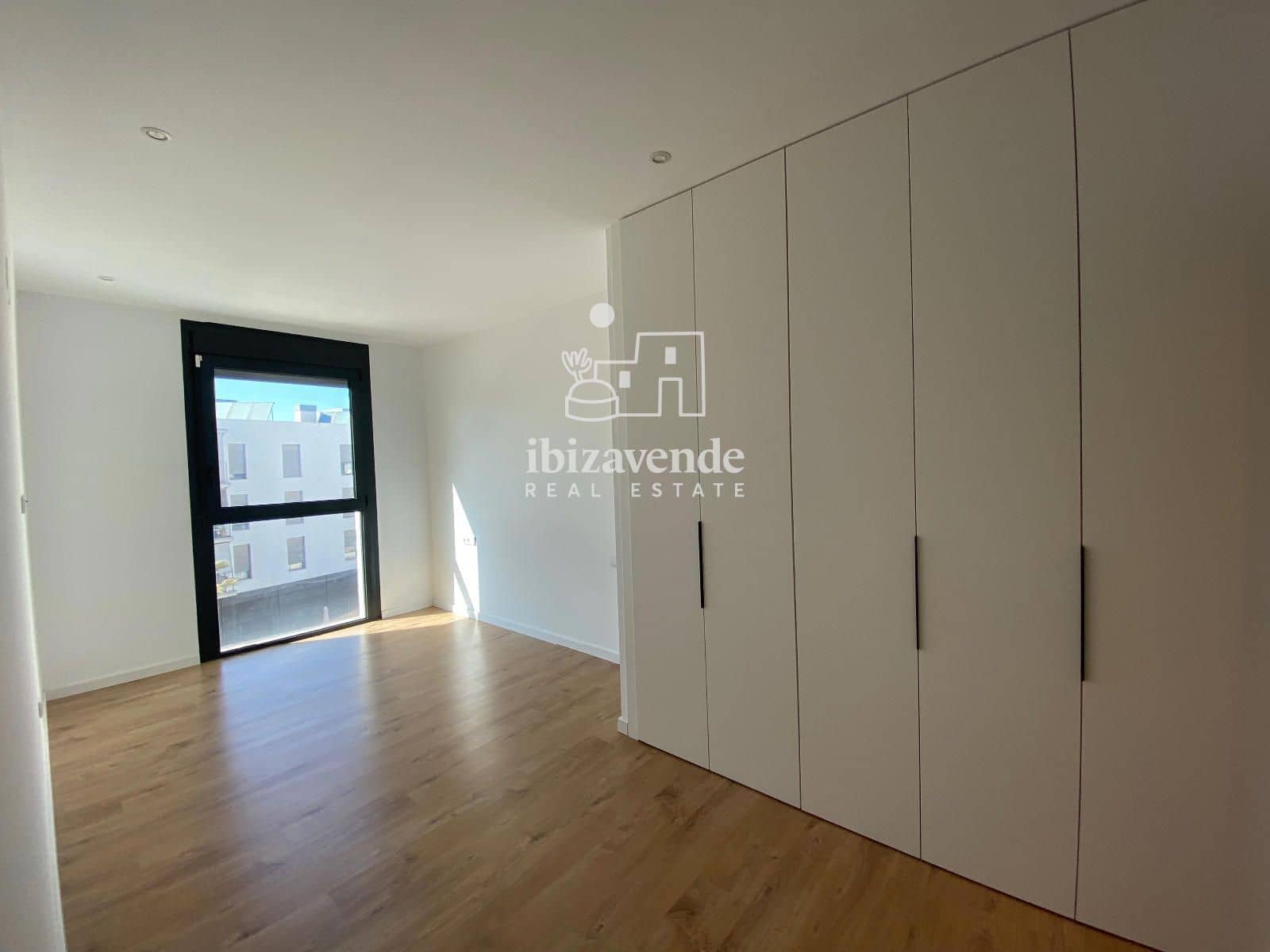 3 soveværelse Lejlighed til salg i Ibiza by med swimmingpool garage - € 850.000 (Ref: 9986127)