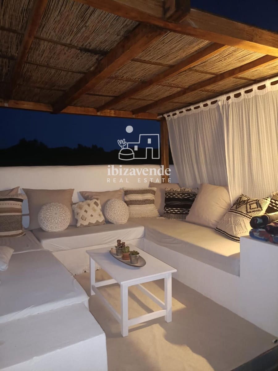 2 sypialnia Mieszkanie do wynajęcia w Cala Tarida z basenem - 4 000 € (Ref: 9995357)