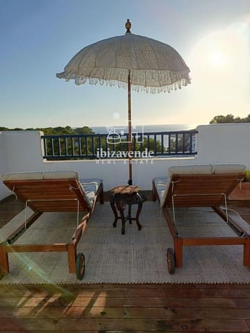2 makuuhuone Asunto vuokrattavana paikassa Cala Tarida, San Jose / Sant Josep de Sa Talaia mukana uima-altaan - 4 000 € (Ref: 9995357)