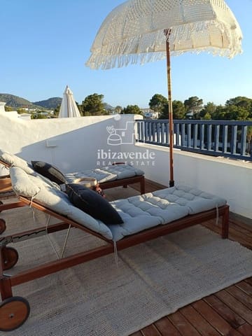 2 makuuhuone Asunto vuokrattavana paikassa Cala Tarida, San Jose / Sant Josep de Sa Talaia mukana uima-altaan - 4 000 € (Ref: 9995357)