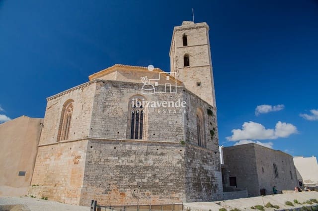 1 quarto Apartamento para arrendar em Ibiza / Eivissa cidade - 3 000 € (Ref: 9996034)