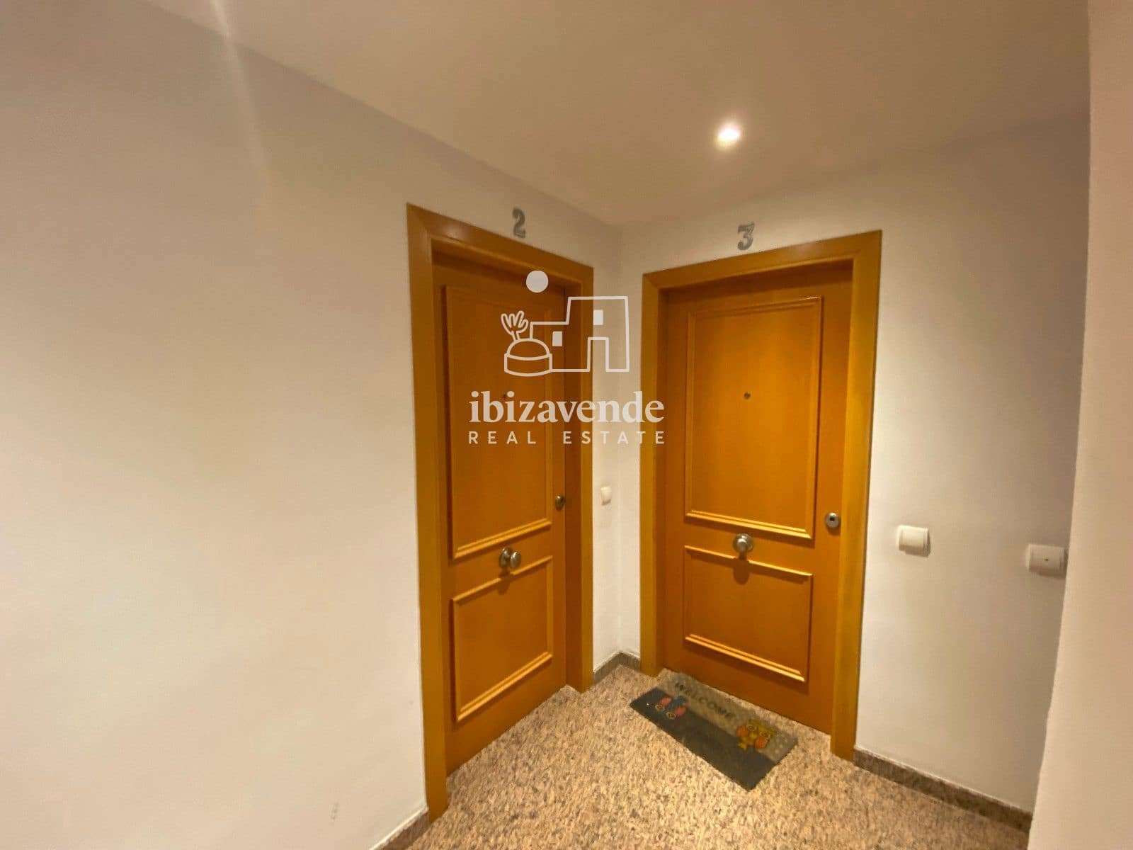 2 soverom Leilighet til salgs i Ibiza by med svømmebasseng - € 831 000 (Ref: 9996282)