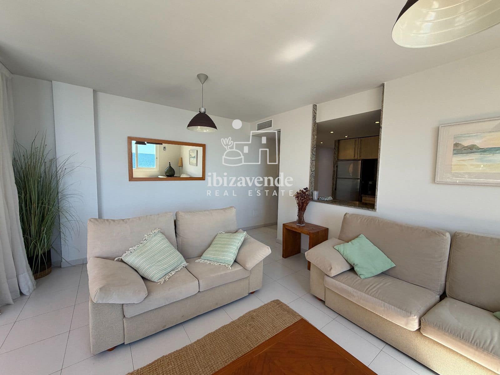 2 bedroom Flat for rent in Ibiza / Eivissa town with pool garage - € 2,200 (Ref: 9996282)
