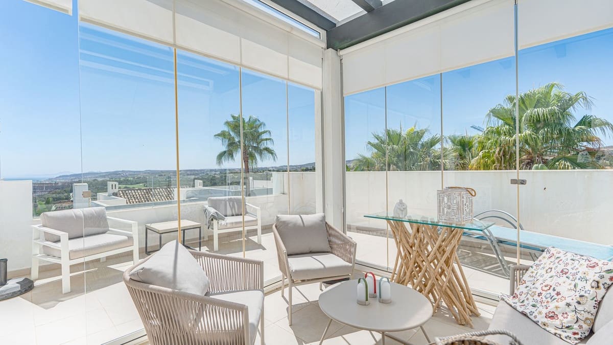 2 soverom Penthouse til salgs i Casares med svømmebasseng garasje - € 550 000 (Ref: 10140005)