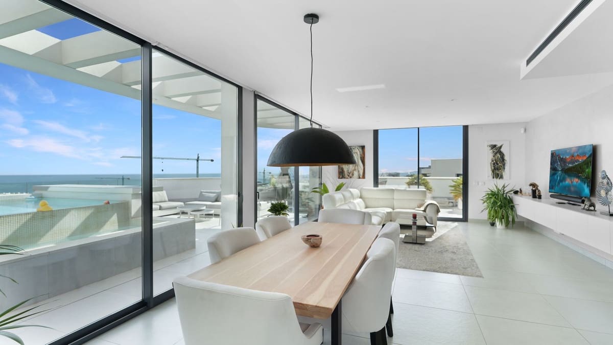 3 sovrum Takvåning till salu i Fuengirola med pool garage - 1 480 000 € (Ref: 10140006)