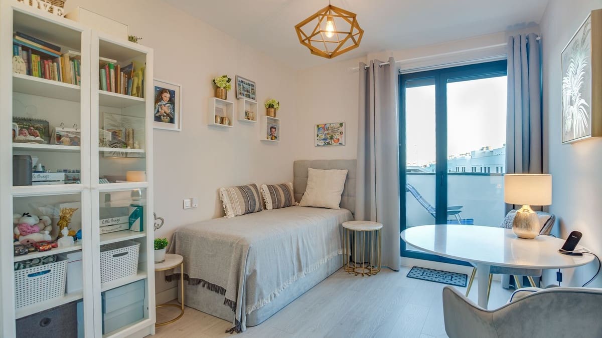 4 soverom Hus til salgs i San Roque med svømmebasseng garasje - € 869 000 (Ref: 10140009)