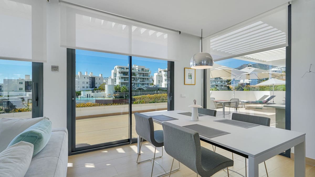 2 sovrum Takvåning till salu i Fuengirola med pool garage - 820 000 € (Ref: 10153237)