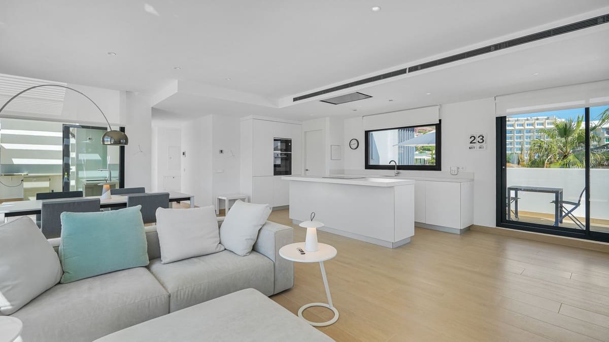 2 sovrum Takvåning till salu i Fuengirola med pool garage - 820 000 € (Ref: 10153237)