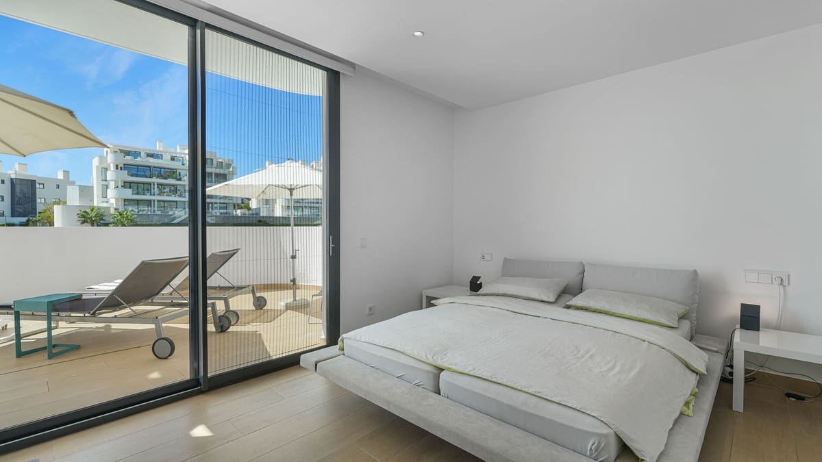 2 sovrum Takvåning till salu i Fuengirola med pool garage - 820 000 € (Ref: 10153237)