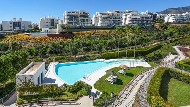 2 bedroom Penthouse for sale in El Higuerón, Fuengirola with pool garage - € 820,000 (Ref: 10153237)