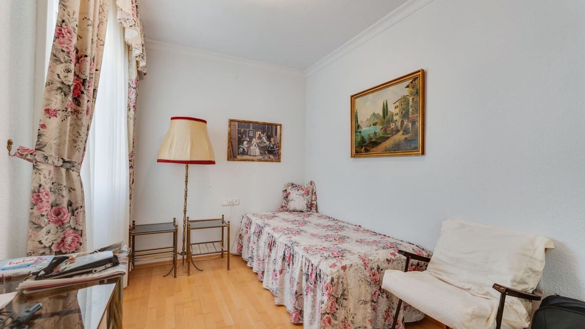 Ático de 2 habitaciones en La Cala del Moral en venta con piscina garaje - 295.000 € (Ref: 10153238)