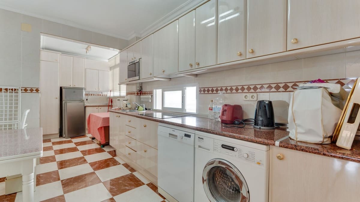 Ático de 2 habitaciones en La Cala del Moral en venta con piscina garaje - 295.000 € (Ref: 10153238)