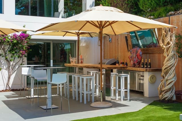 10 sypialnia Willa na sprzedaż w Miasto Ibiza / Eivissa z basenem - 7 400 000 € (Ref: 8207637)