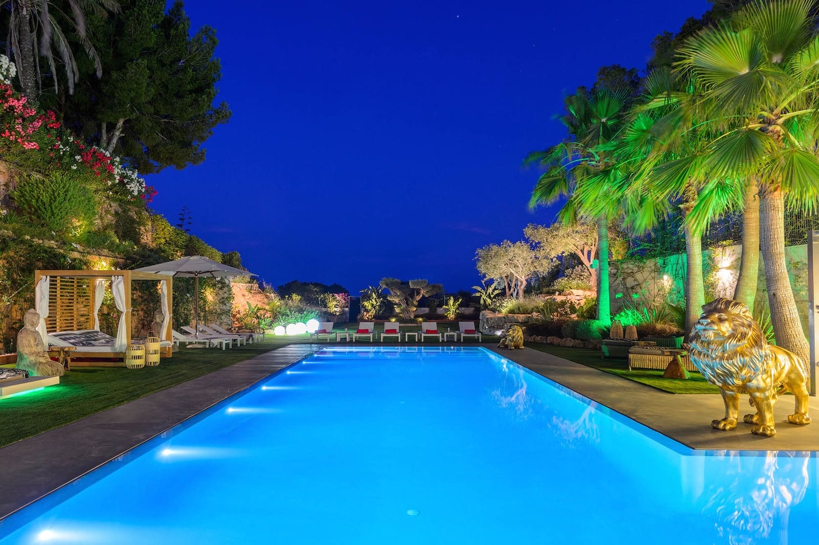 10 soveværelse Villa til salg i Ibiza by med swimmingpool - € 7.400.000 (Ref: 8207637)