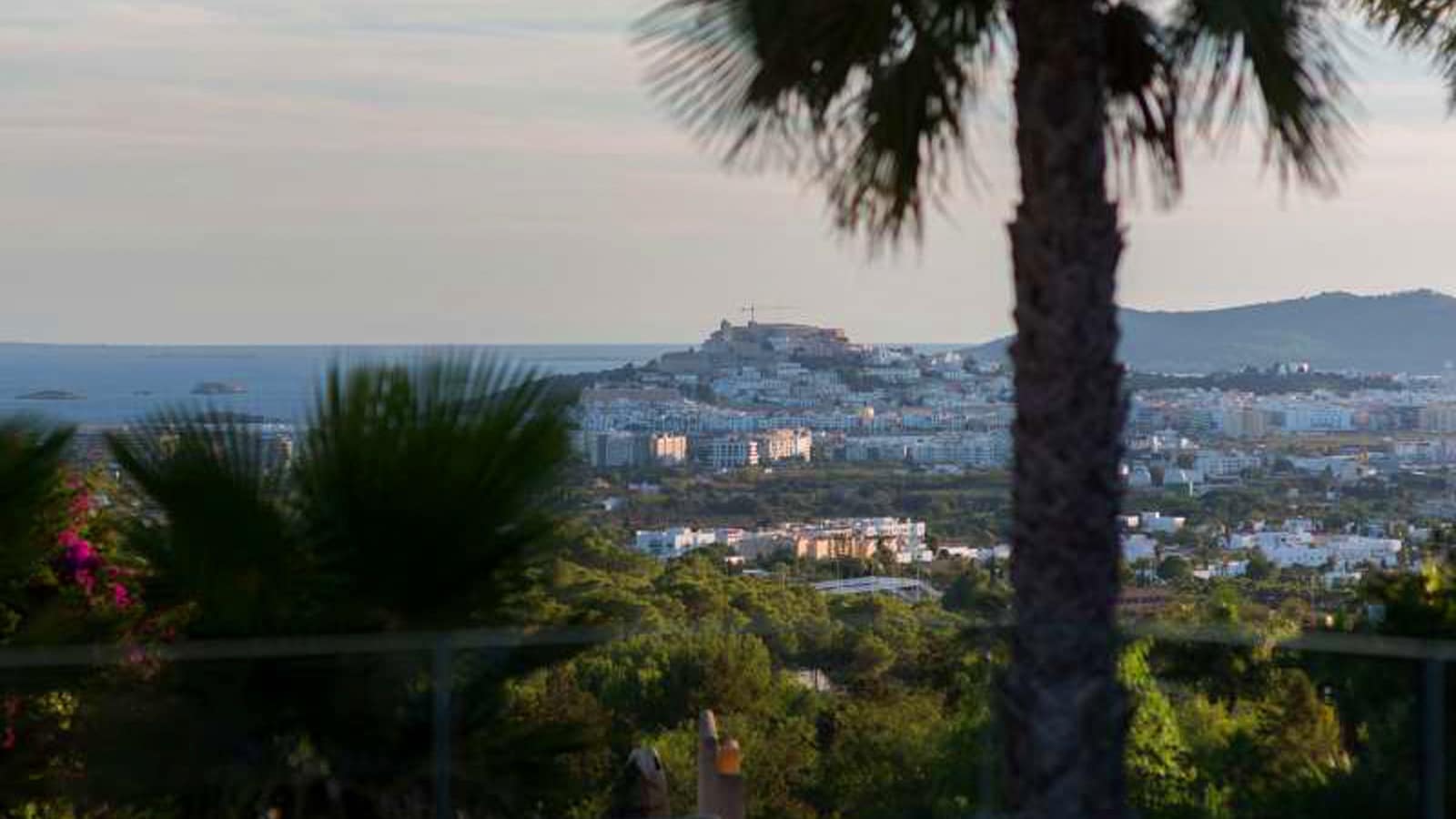 6 soveværelse Villa til salg i Ibiza by med swimmingpool - € 7.900.000 (Ref: 8214729)